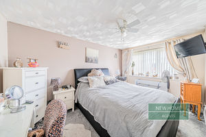 Photo 19- click for photo gallery